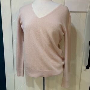 Babaton 100% Cashmere V-Neck Sweater Pale Pink Preppy /Old Money Minimalist